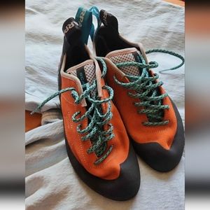 Scarpa Womens Climbing shoes